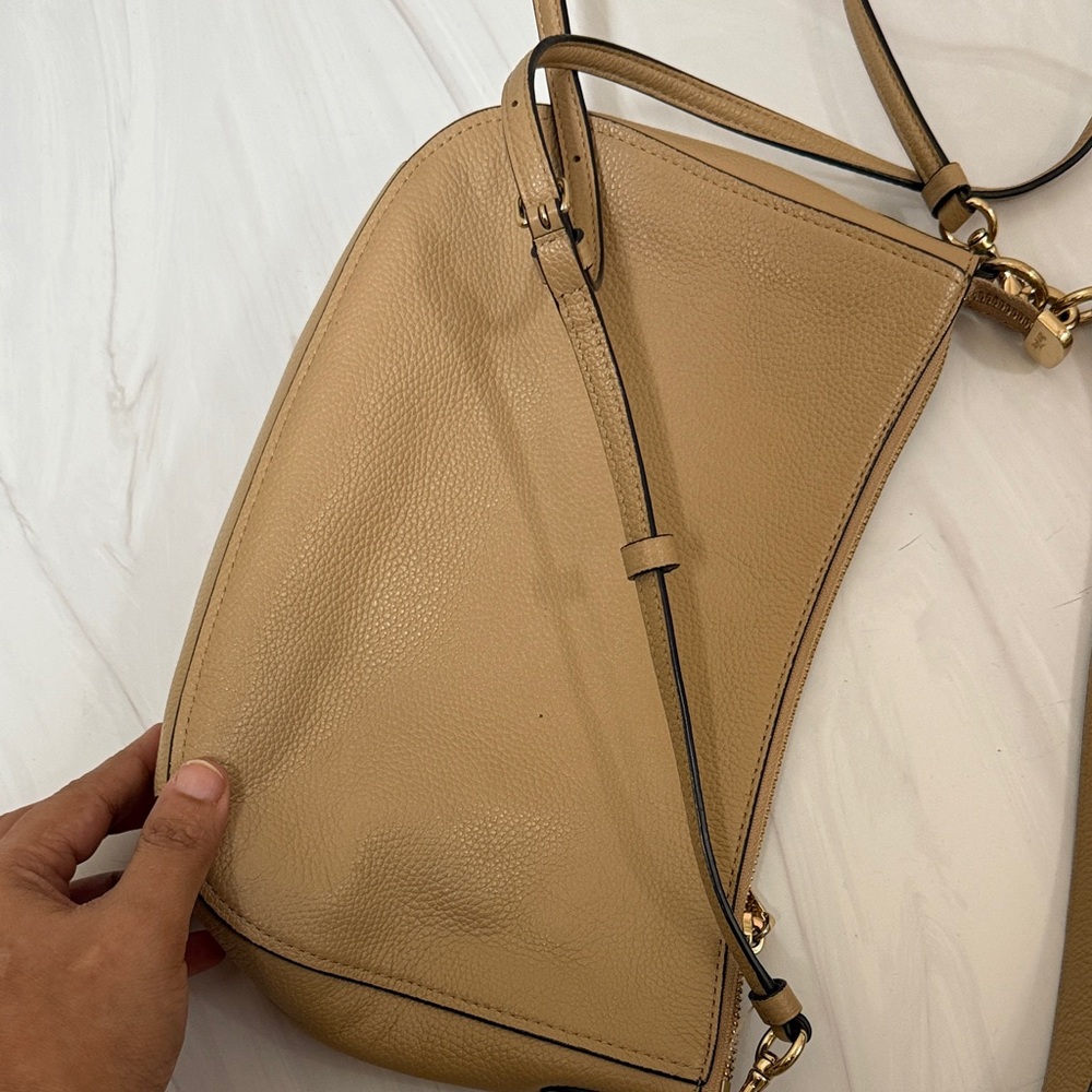 Vintage Coach Tan Leather Shoulder Bag - Picture 4 of 7